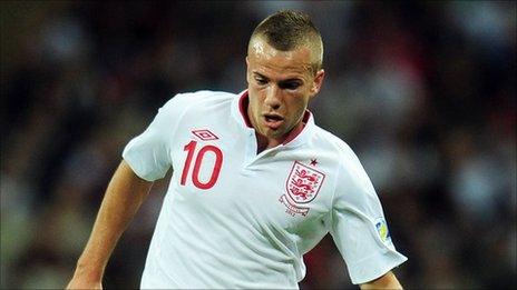 Manchester United and England midfielder Tom Cleverley