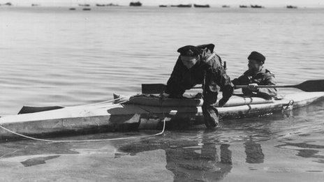 World War II canoeists