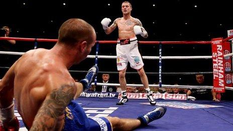 Ricky Burns knocks out Kevin Mitchell