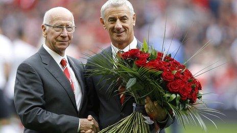 Sir Bobby Charlton (left) and Ian Rush