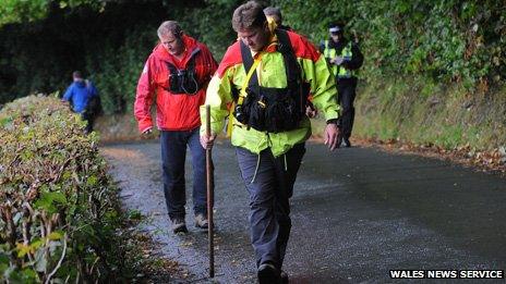 Volunteers join the search for April Jones