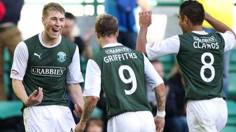 David Wotherspoon celebrates Hibs' third goal