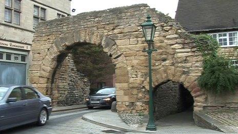 Newport Arch