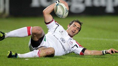 Ruan Pienaar scores a late try to secure a bonus point for Ulster