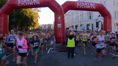 Cardiff half marathon 2012 start