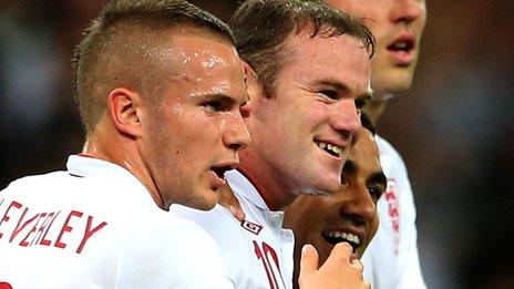 Tom Cleverley & Wayne Rooney