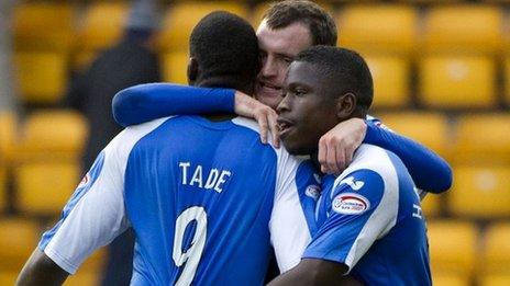 St Johnstone players celebrating