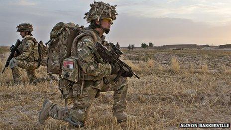 Female British soldiers