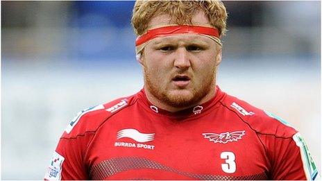 Scarlets prop Samson Lee