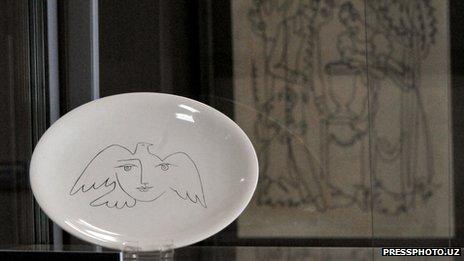 Pablo Picasso ceramic on display in Uzbekistan