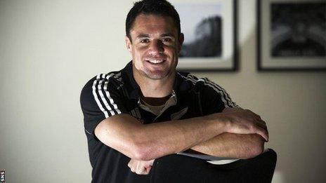 Dan Carter prepares for the visit to Murrayfield