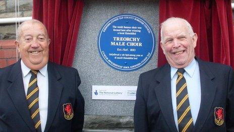 Islwyn Morgan (left) and Norman Martin