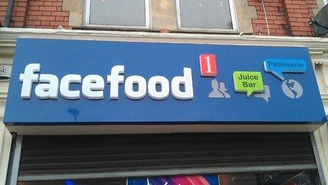 Facefood sign