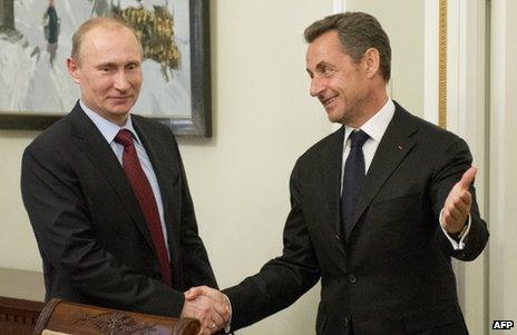 Nicolas Sarkozy (right) meets Russian President Vladimir Putin in Moscow, 14 November