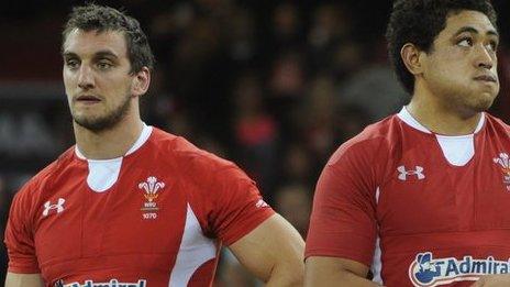 Sam Warburton and Tony Faletau following defeat by Samoa
