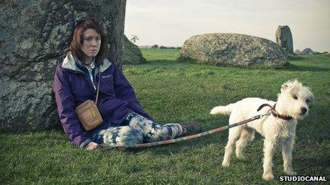 Tina (Alice Lowe) and Banjo the dog in Sightseers