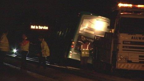 Guided bus off its tracks in Cambridgeshire