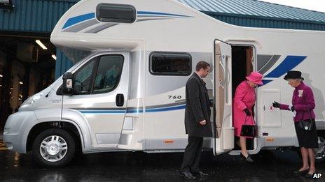 The Queen at caravan factory