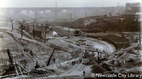 Construction of the Ouseburn culvert in 1907