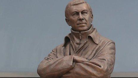 Sir Alex Ferguson statue