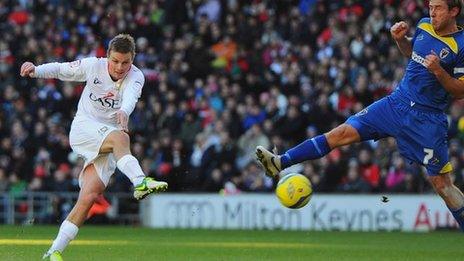 Stephen Gleeson scores for MK Dons