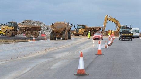 Guernsey Airport: Work on the runway during the closure of the airport