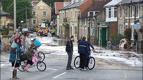 Floods in Pickering in 2007