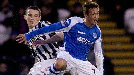 St Mirren's John McGinn and Chris Millar of St Johnstone