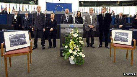 Two empty chairs are put out by the European Parliament to symbolise Nasrin Sotoudeh and Jafar Panahi (12 December 2012)