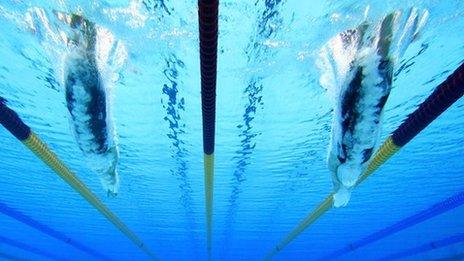 Swimmers under water