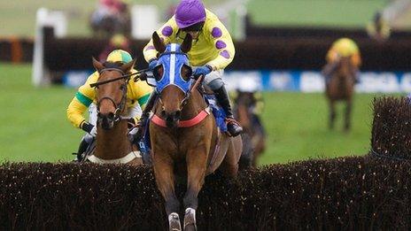 Le Beau Bai on the way to winning the 2011 Coral Welsh National