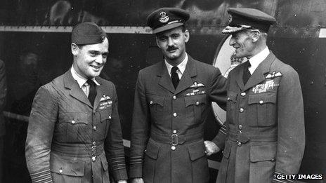 Douglas Bader with Air Chief Marshal Sir Keith Park in 1947