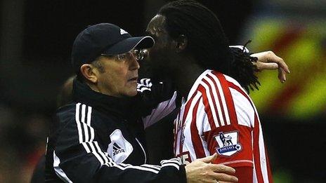 Tony Pulis and Kenwyne Jones