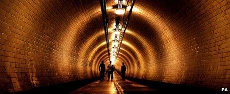 Greenwich foot tunnel