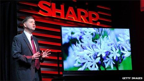 Jim Sanduski unveils the Sharp ICC Purios 4K ultra HD television