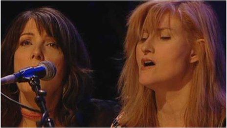 Eddi Reader (right) says the Transatlantic Session are an "ego-free arena"