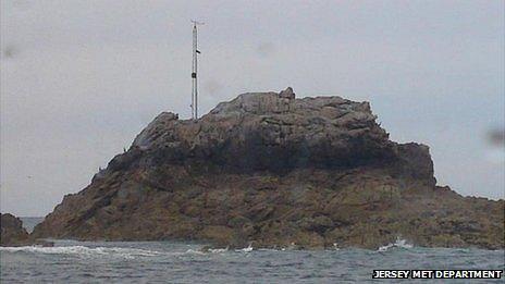 Mock up of how the mast would look on Grande Rousse