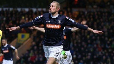 Luton scorer Scott Rendell