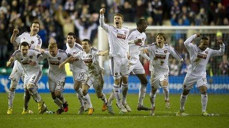 Hearts celebrate their penalty shoot-out win