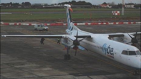 Police bomb disposal officers about to go onboard Flybe flight left open overnight at Guernsey Airport