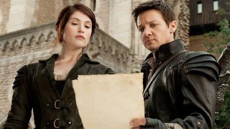 Gemma Arterton and Jeremy Renner in Hansel & Gretel: Witch Hunters