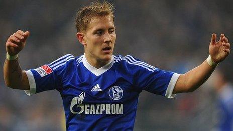 Lewis Holtby