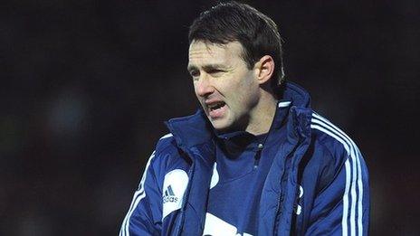 Bolton Wanderers manager Dougie Freedman