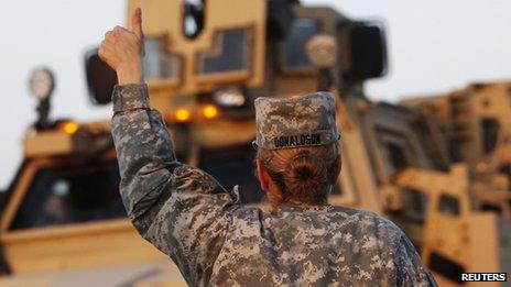 Female US soldier