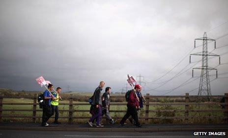 Unemployed protesters walked from Tyneside to London, tracing the footsteps of the famous Jarrow Crusade of 1936