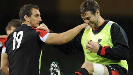 Sam Warburton and Ryan Jones