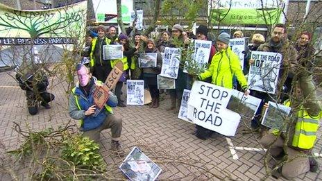 Link road protesters at County Hall