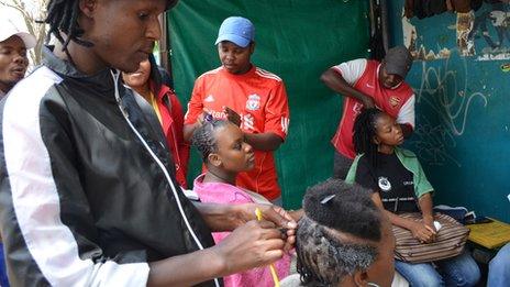 An outdoor salon in the Johannesburg city centre