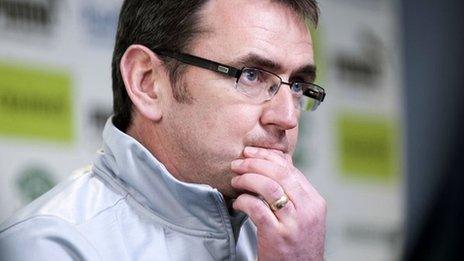 Hibs manager Pat Fenlon