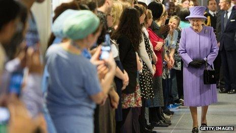 The Queen at the Royal London Hospital